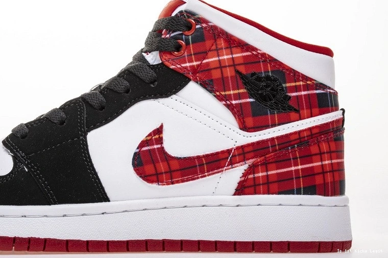 (GS) Mid 554725-607  Plaid 1 White Jordan 0317